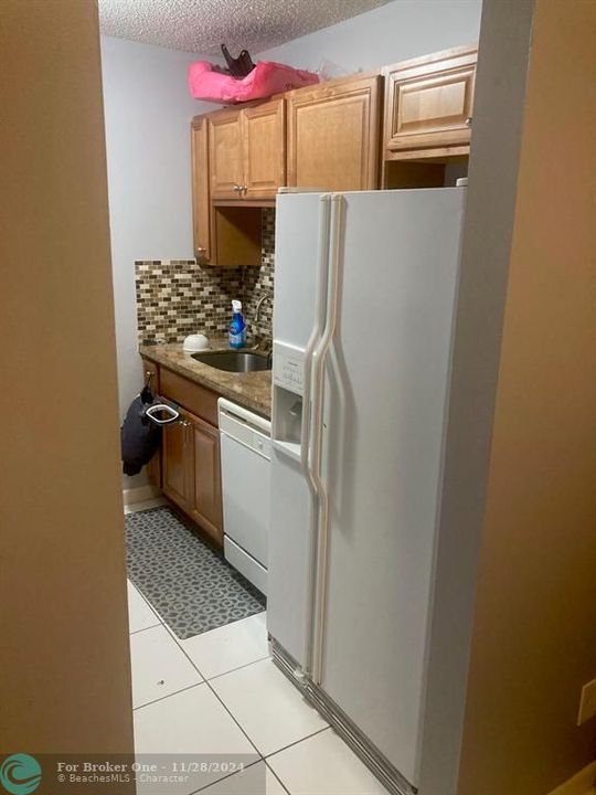 For Sale: $191,200 (1 beds, 1 baths, 720 Square Feet)