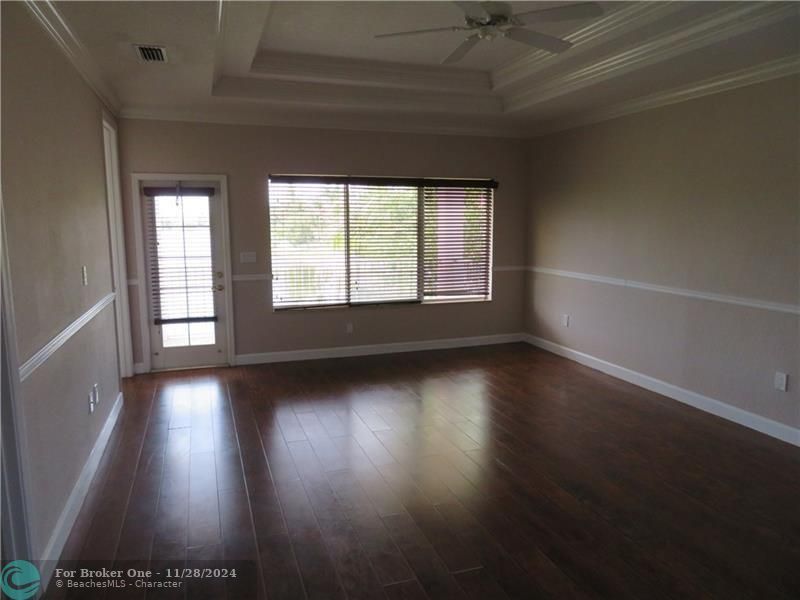 For Rent: $5,800 (4 beds, 3 baths, 3247 Square Feet)