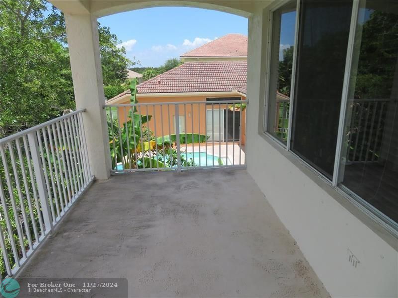 For Rent: $5,800 (4 beds, 3 baths, 3247 Square Feet)