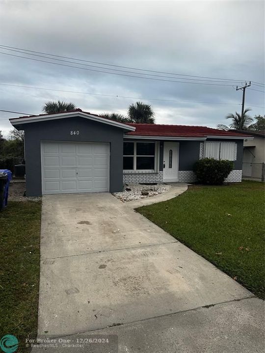 For Sale: $421,000 (2 beds, 2 baths, 1084 Square Feet)