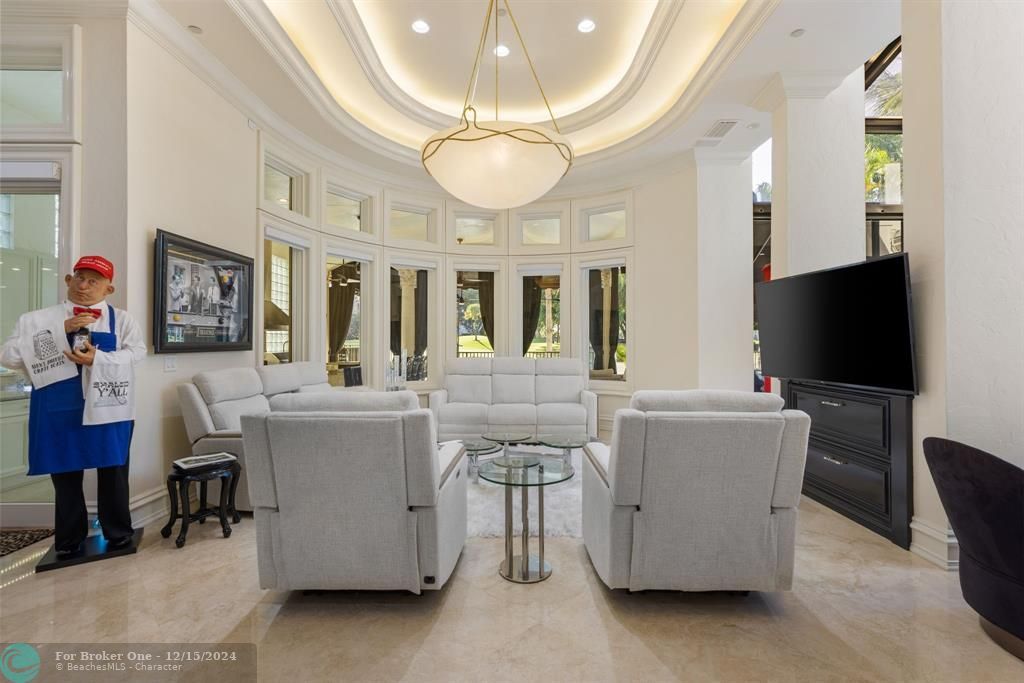 For Sale: $12,900,000 (5 beds, 7 baths, 8125 Square Feet)