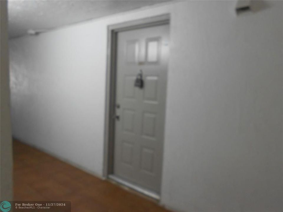 For Rent: $2,200 (2 beds, 2 baths, 1057 Square Feet)