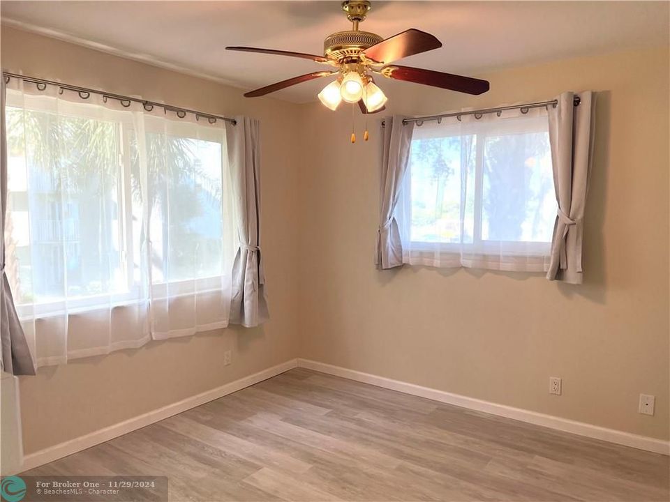 For Rent: $2,000 (2 beds, 2 baths, 770 Square Feet)