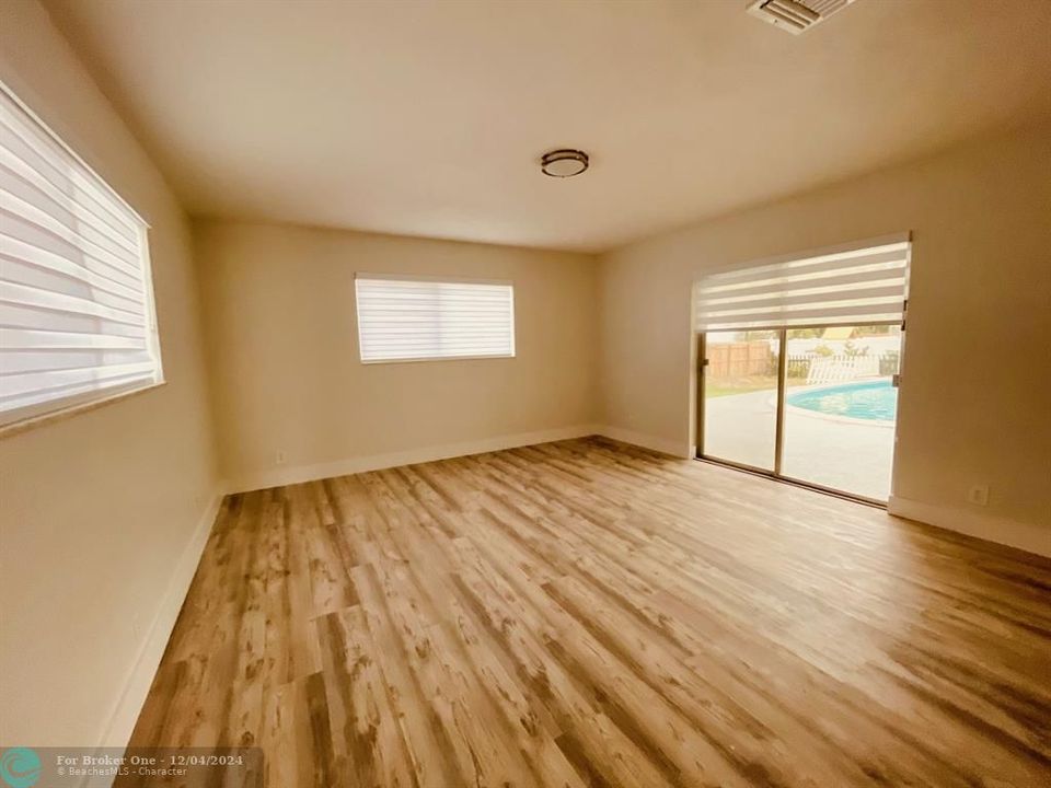 For Rent: $7,500 (4 beds, 3 baths, 2636 Square Feet)