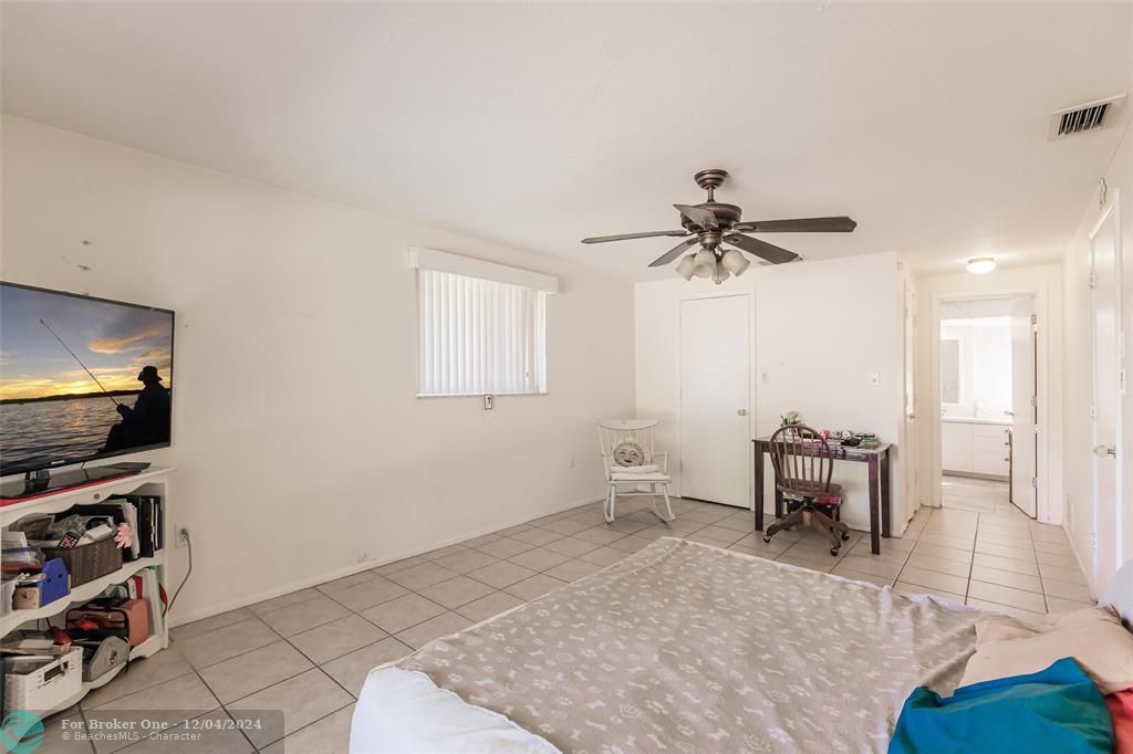 For Sale: $249,990 (3 beds, 2 baths, 1647 Square Feet)