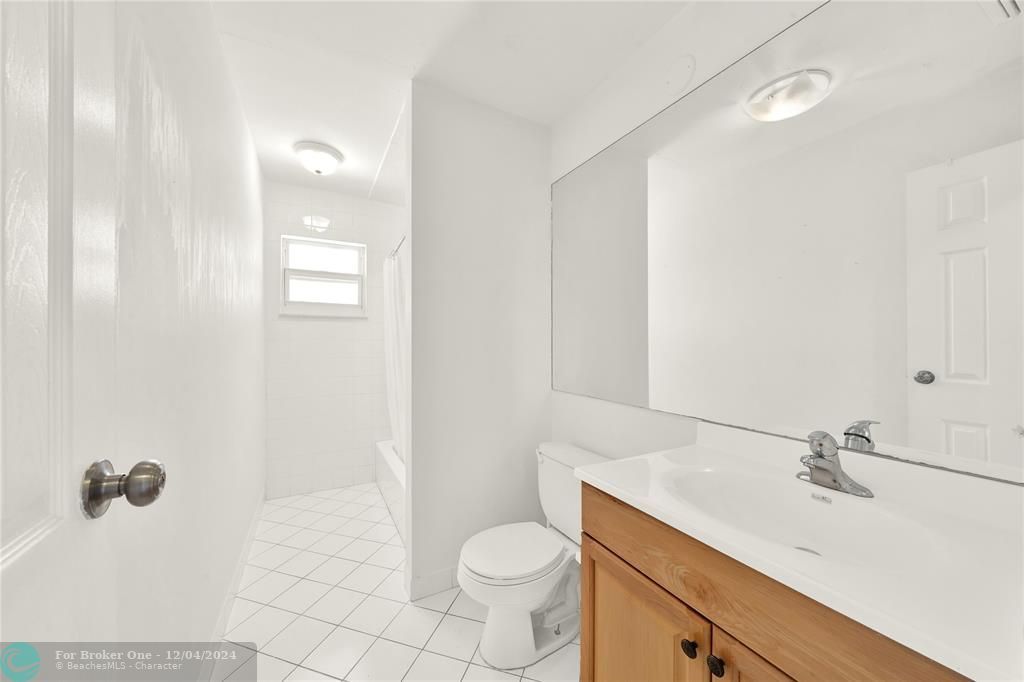 For Sale: $550,000 (3 beds, 2 baths, 1542 Square Feet)