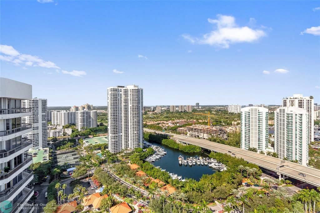 For Sale: $694,900 (2 beds, 2 baths, 1447 Square Feet)