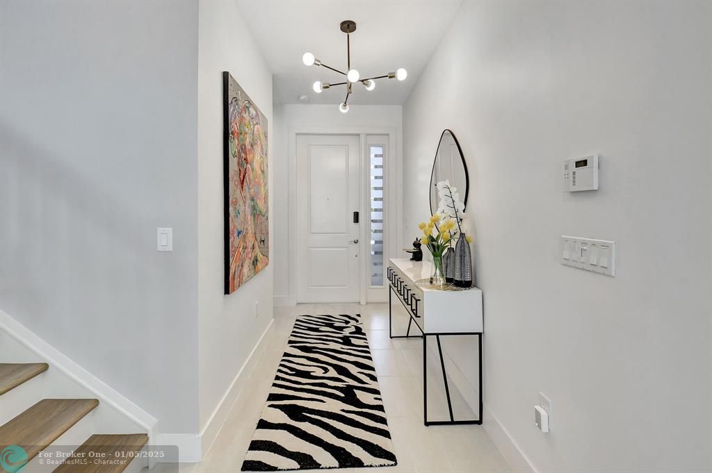 Active With Contract: $1,325,000 (4 beds, 3 baths, 2656 Square Feet)