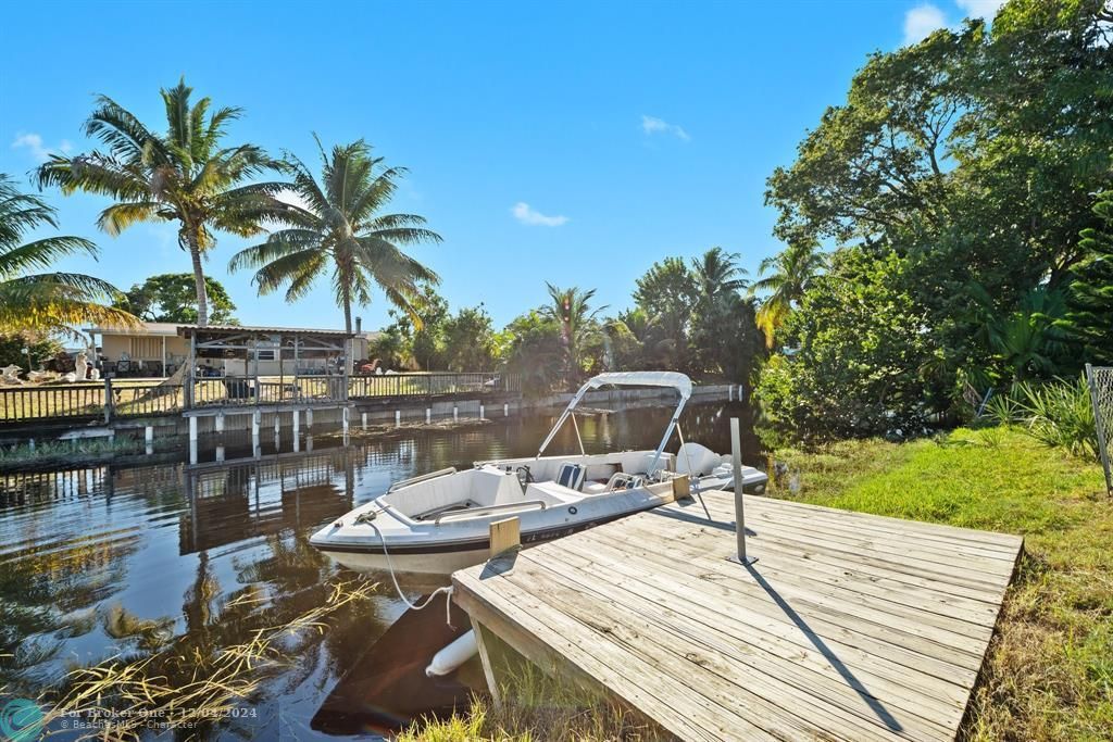 For Sale: $549,999 (3 beds, 2 baths, 1437 Square Feet)