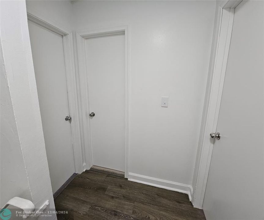 For Sale: $196,990 (2 beds, 1 baths, 1020 Square Feet)