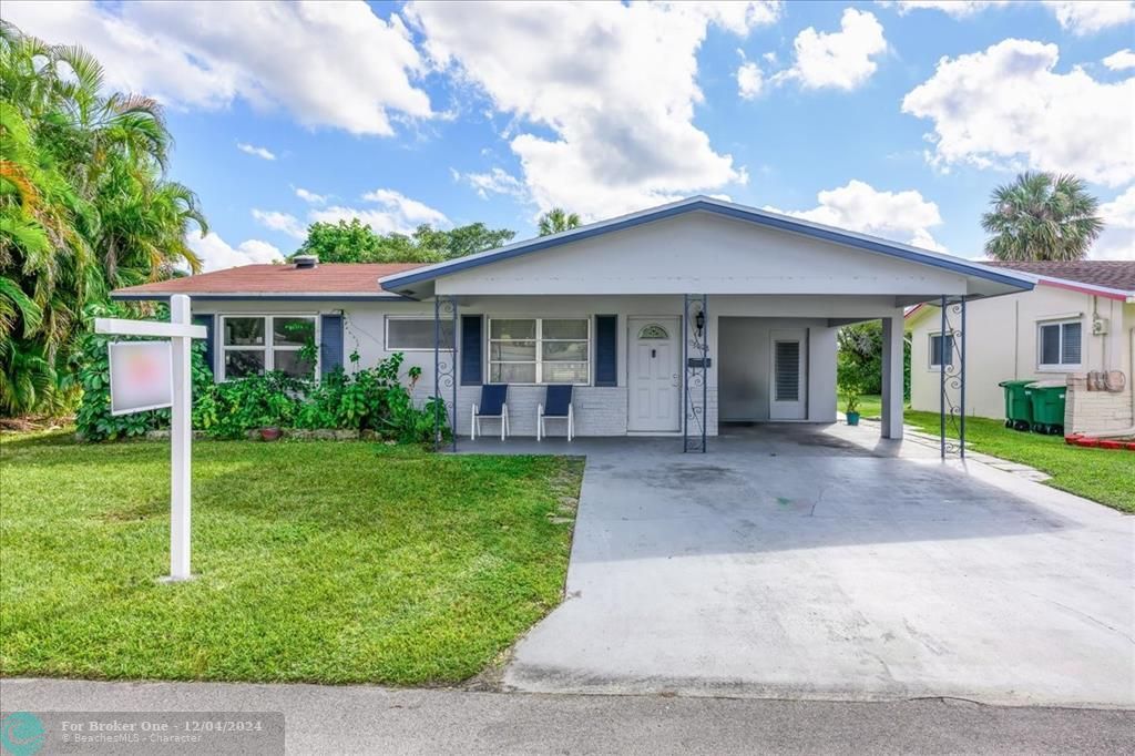 For Sale: $389,000 (3 beds, 2 baths, 1549 Square Feet)