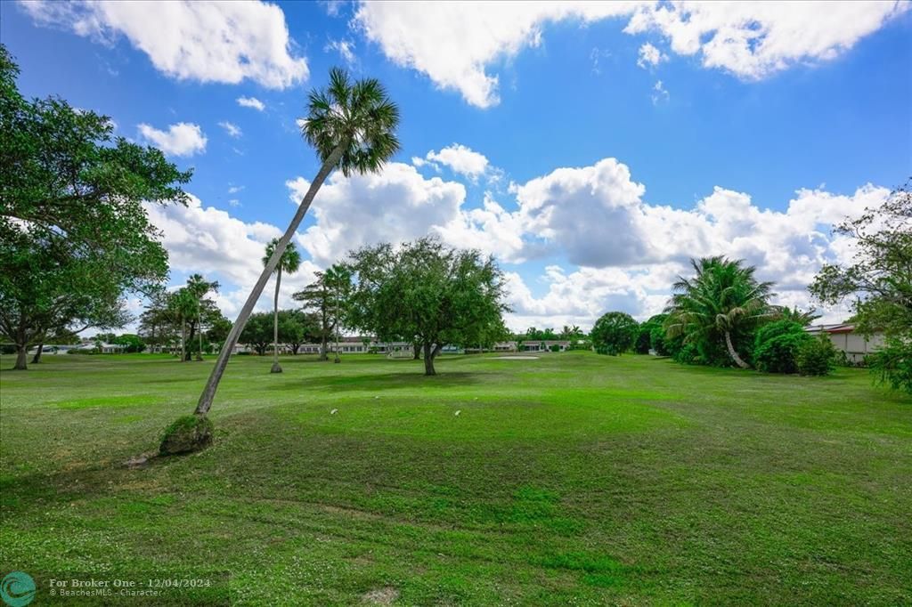 For Sale: $389,000 (3 beds, 2 baths, 1549 Square Feet)