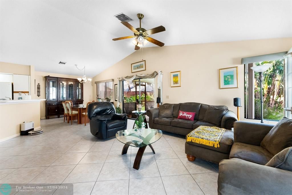 For Sale: $474,900 (3 beds, 2 baths, 1440 Square Feet)