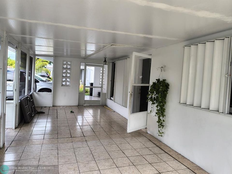 En Venta: $299,000 (2 camas, 2 baños, 1554 Pies cuadrados)