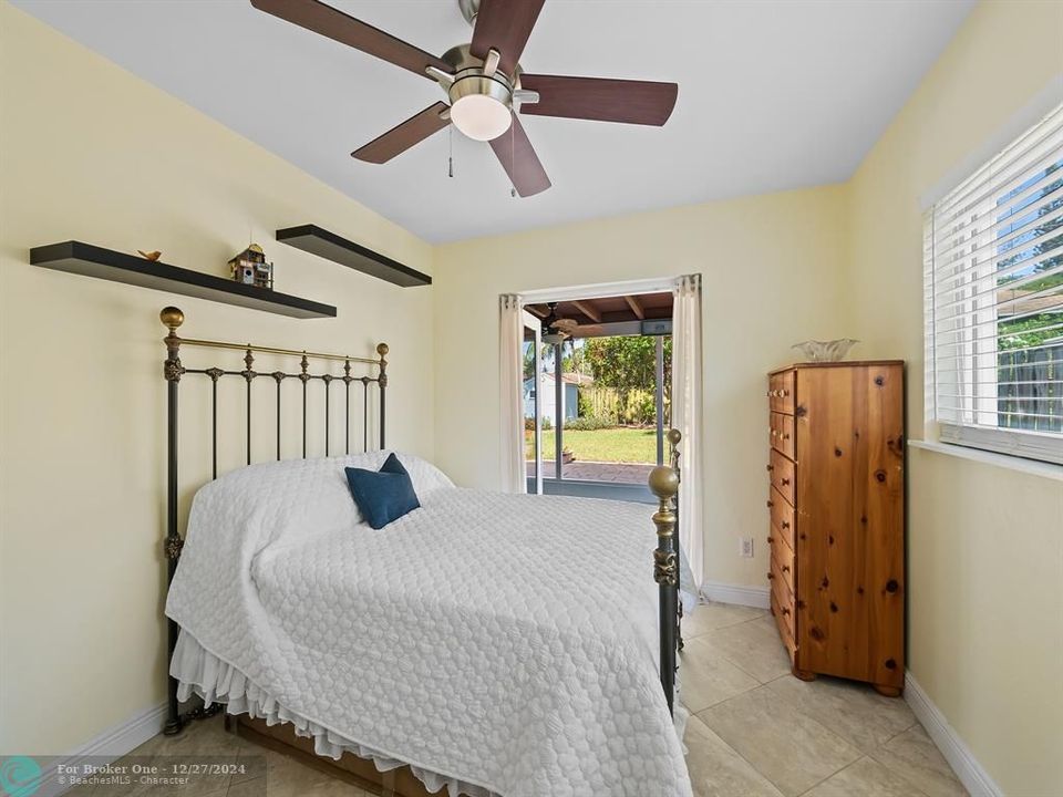 For Sale: $589,900 (2 beds, 1 baths, 1160 Square Feet)