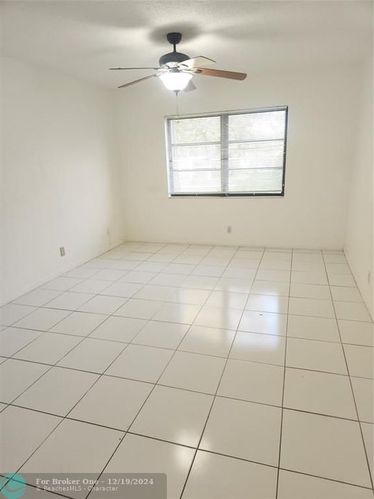 For Rent: $1,875 (2 beds, 2 baths, 1050 Square Feet)