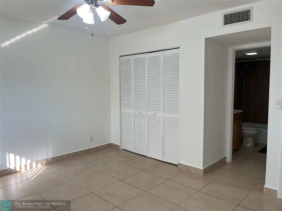 For Rent: $2,500 (2 beds, 2 baths, 1428 Square Feet)