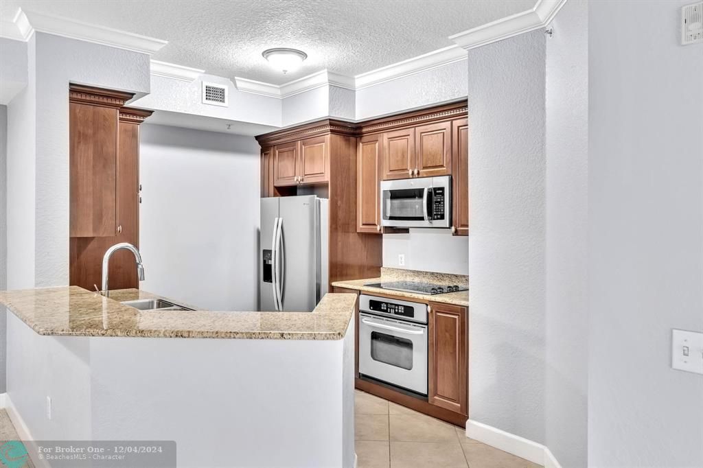 For Sale: $250,000 (2 beds, 2 baths, 1164 Square Feet)