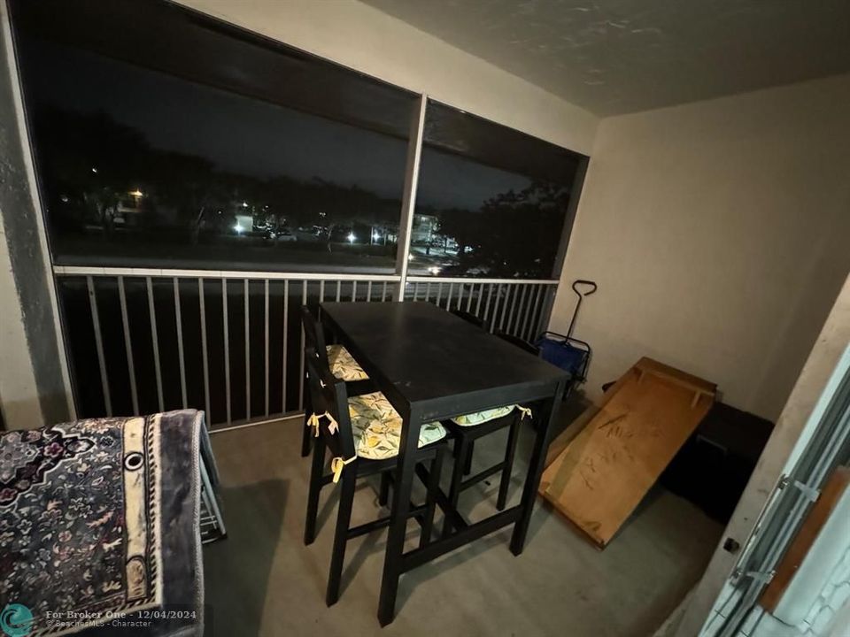 En Venta: $250,000 (2 camas, 2 baños, 1179 Pies cuadrados)