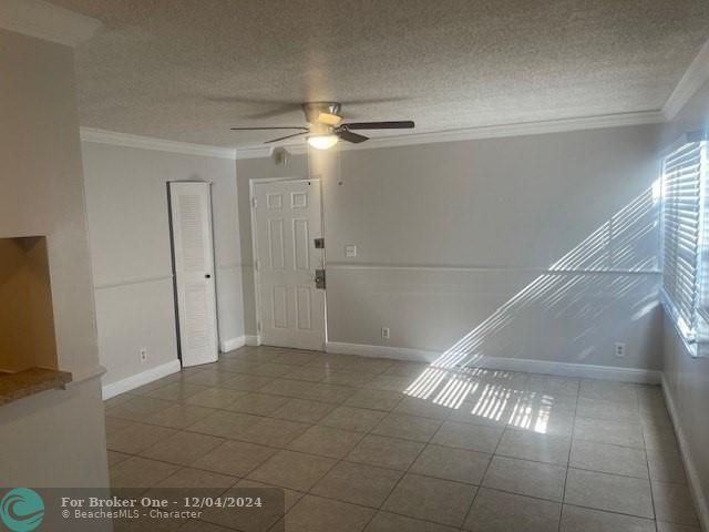 For Rent: $2,000 (2 beds, 2 baths, 800 Square Feet)