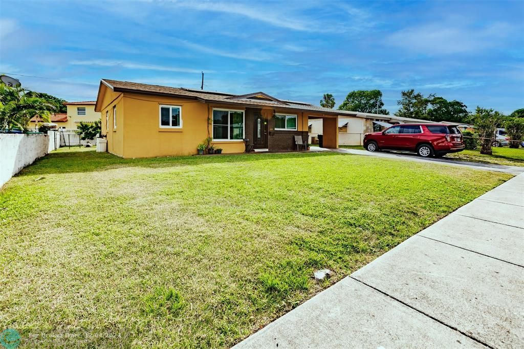 For Sale: $410,000 (3 beds, 2 baths, 1248 Square Feet)