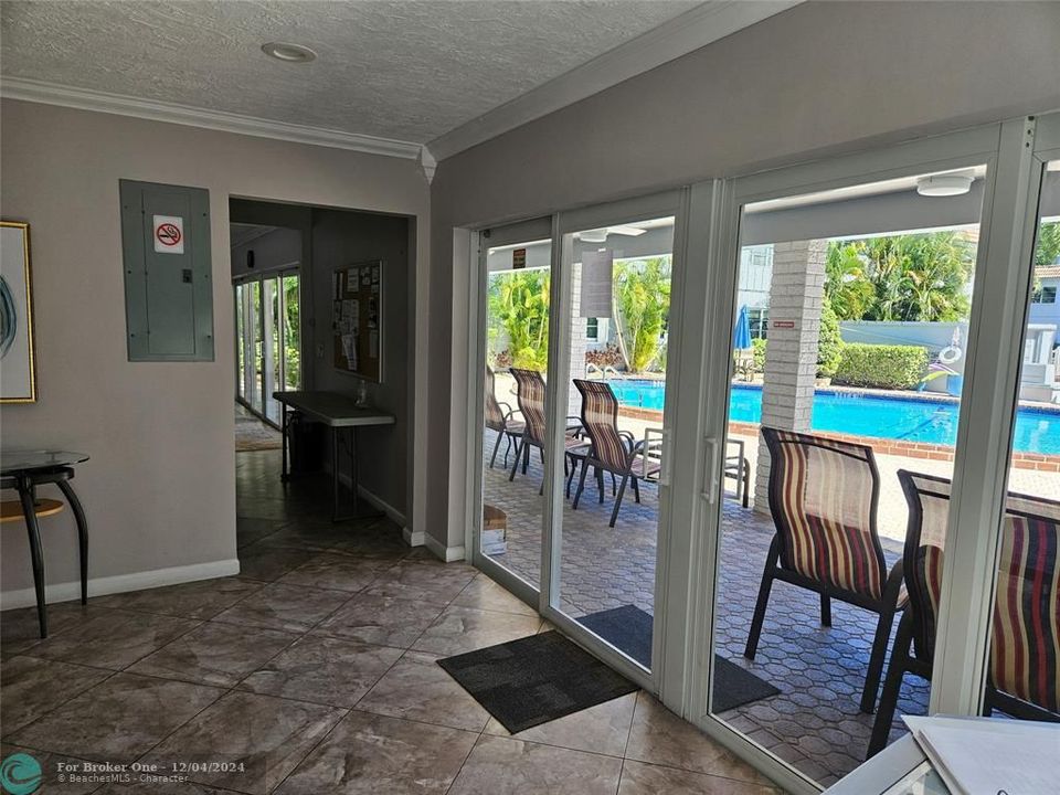 For Sale: $274,900 (2 beds, 2 baths, 1130 Square Feet)