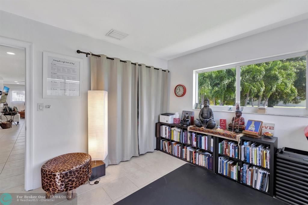 For Sale: $699,500 (2 beds, 2 baths, 1572 Square Feet)