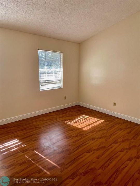 For Rent: $2,500 (2 beds, 2 baths, 1184 Square Feet)