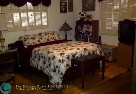 For Sale: $5,000 (2 beds, 2 baths, 850 Square Feet)