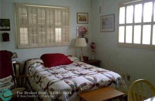 For Sale: $5,000 (2 beds, 2 baths, 850 Square Feet)