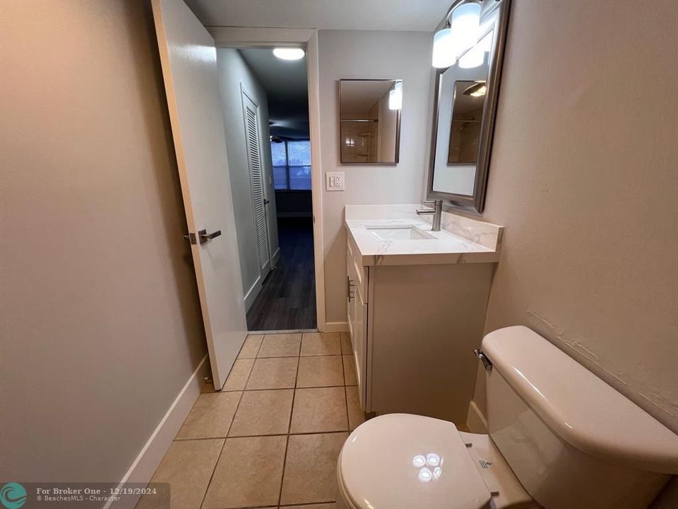 Active With Contract: $118,500 (1 beds, 1 baths, 800 Square Feet)