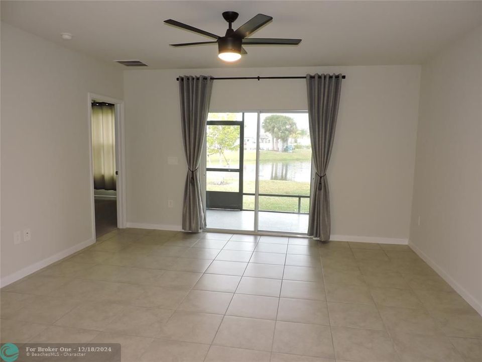 For Rent: $2,300 (3 beds, 2 baths, 1529 Square Feet)