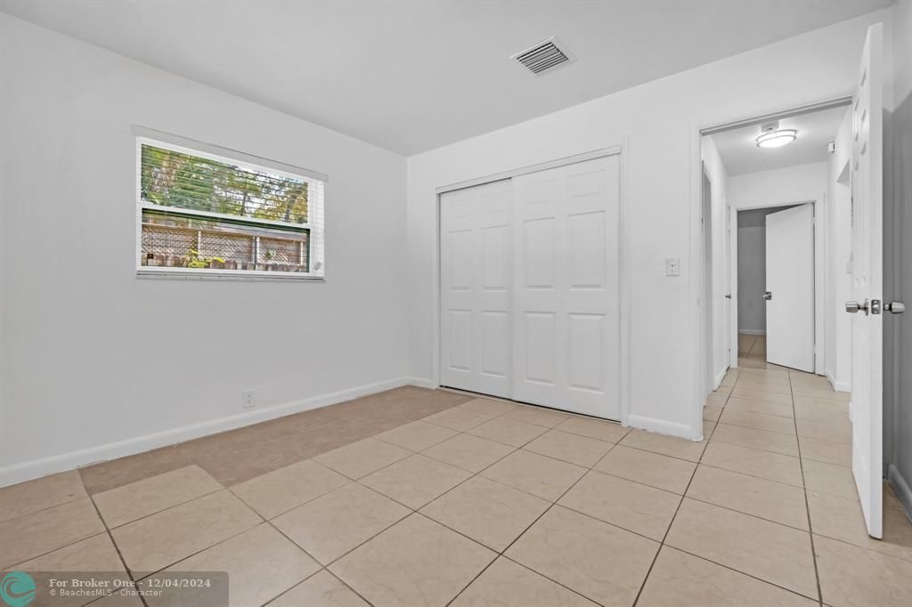 For Sale: $2,100 (2 beds, 2 baths, 1496 Square Feet)