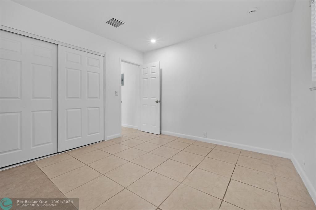 For Sale: $2,100 (2 beds, 2 baths, 1496 Square Feet)