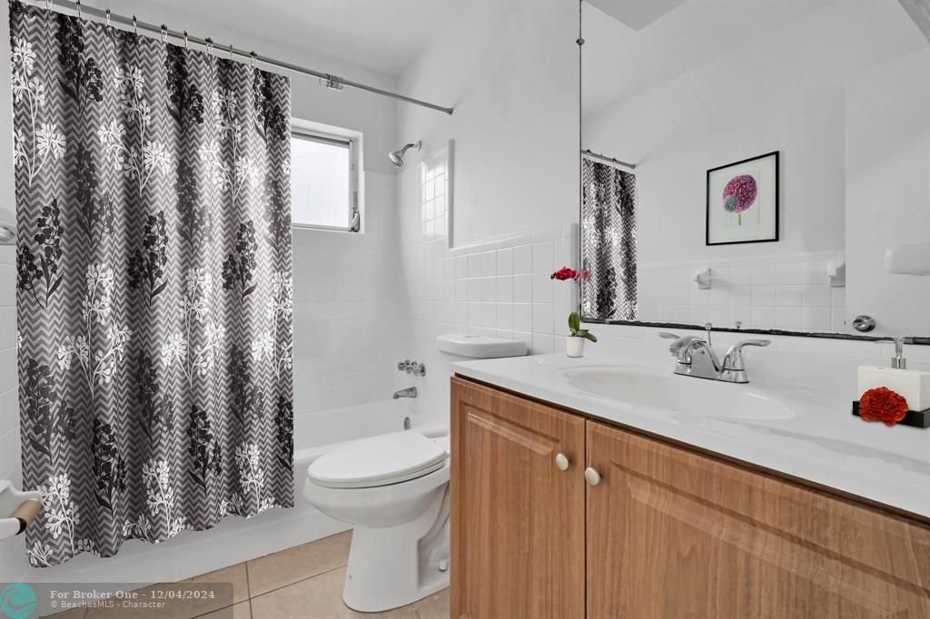 For Sale: $2,100 (2 beds, 2 baths, 1496 Square Feet)