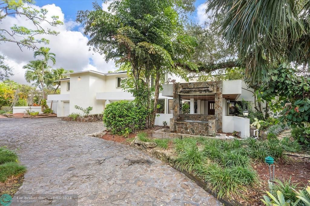 En Venta: $3,700,000 (7 camas, 8 baños, 7616 Pies cuadrados)