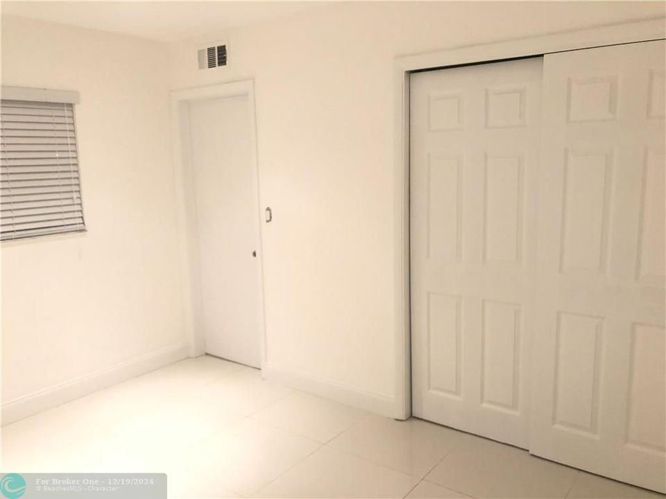 For Rent: $3,500 (2 beds, 2 baths, 1282 Square Feet)