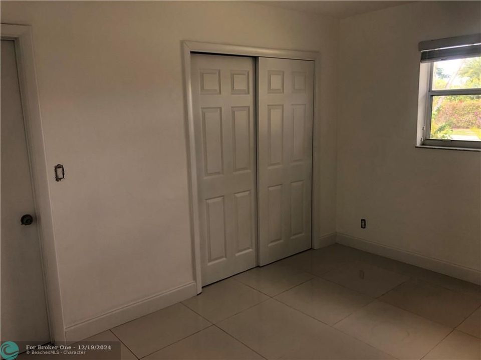 For Rent: $3,500 (2 beds, 2 baths, 1282 Square Feet)