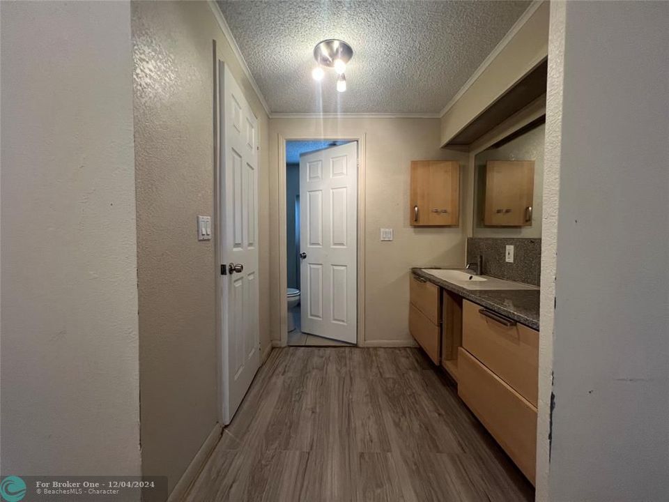 For Sale: $264,500 (2 beds, 2 baths, 1152 Square Feet)