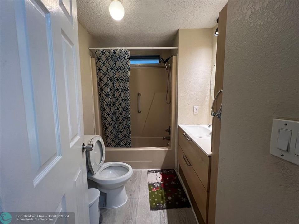 For Sale: $264,500 (2 beds, 2 baths, 1152 Square Feet)