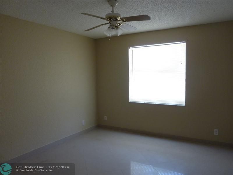 For Rent: $5,250 (4 beds, 2 baths, 2341 Square Feet)