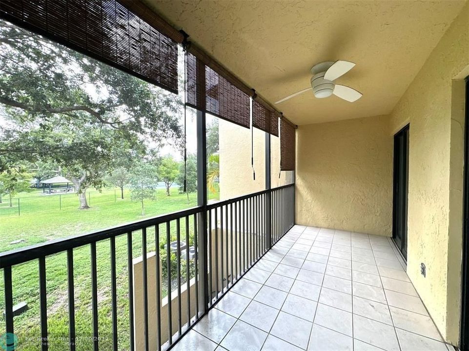 For Rent: $2,500 (3 beds, 2 baths, 1355 Square Feet)