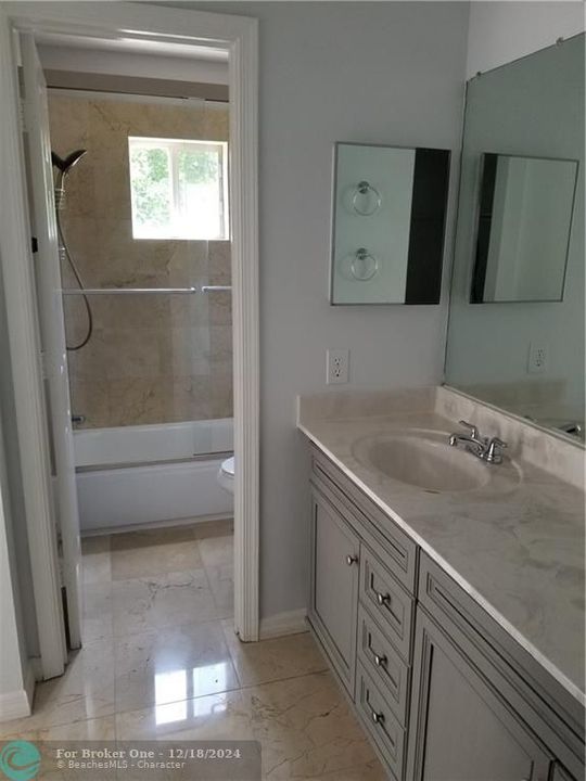 En Renta: $3,950 (3 camas, 2 baños, 0 Pies cuadrados)