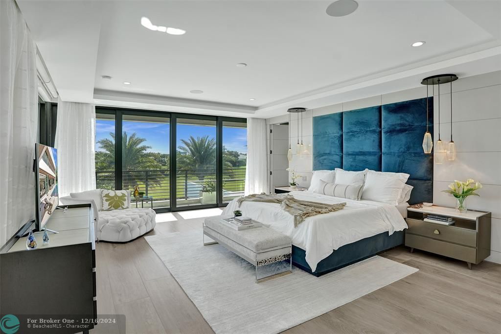 For Sale: $8,500,000 (6 beds, 7 baths, 6761 Square Feet)