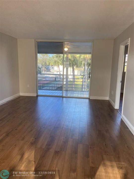 For Rent: $2,150 (2 beds, 2 baths, 850 Square Feet)