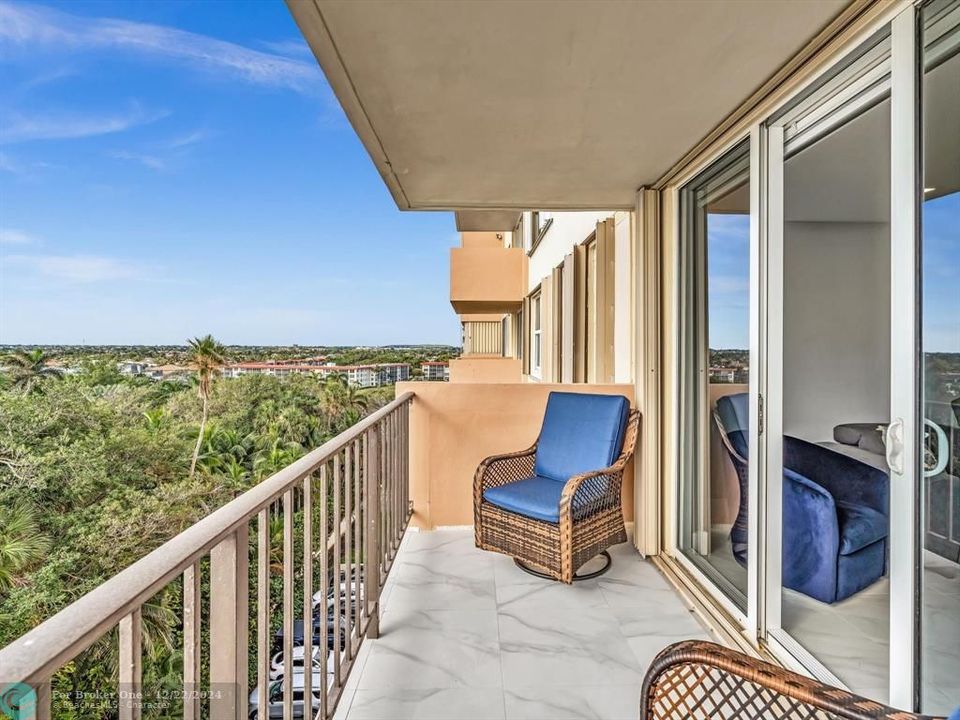 Recently Sold: $800,000 (2 beds, 2 baths, 1200 Square Feet)