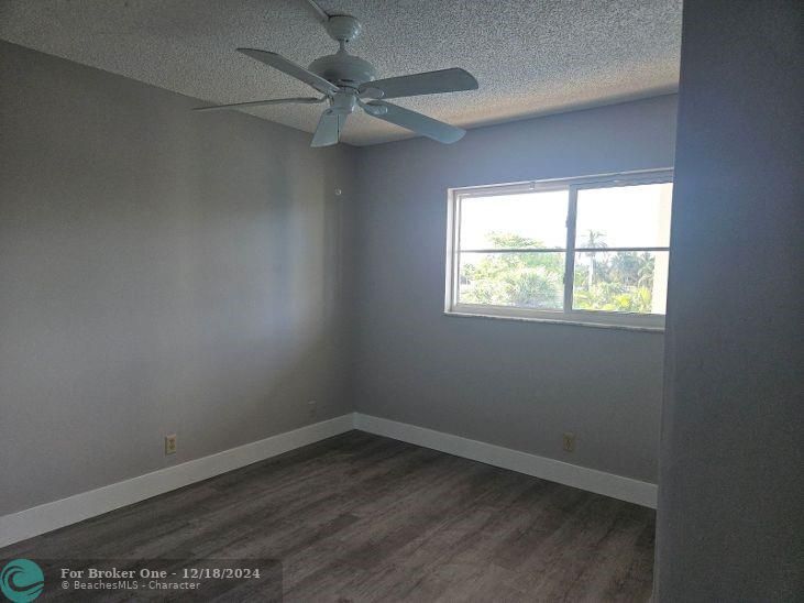 For Rent: $3,000 (2 beds, 2 baths, 1000 Square Feet)