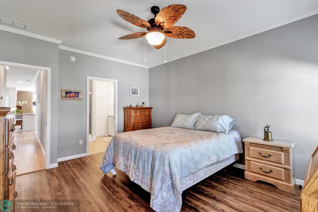 For Sale: $185,000 (2 beds, 2 baths, 1569 Square Feet)