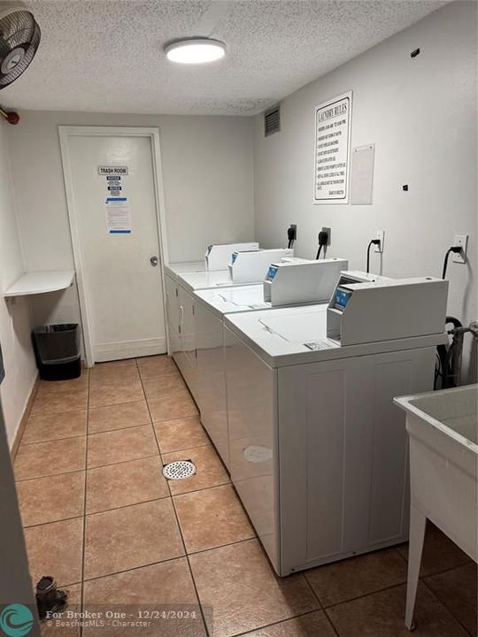 Active With Contract: $1,850 (1 beds, 1 baths, 536 Square Feet)