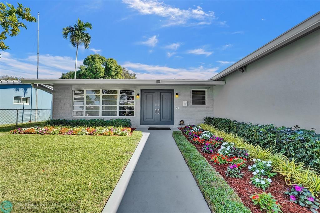 For Sale: $780,000 (3 beds, 2 baths, 1866 Square Feet)